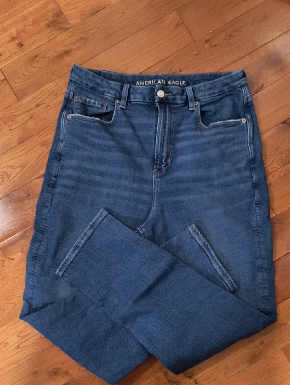 American Eagle Outfitters Curvy Mom Jean - Light Blue Denim